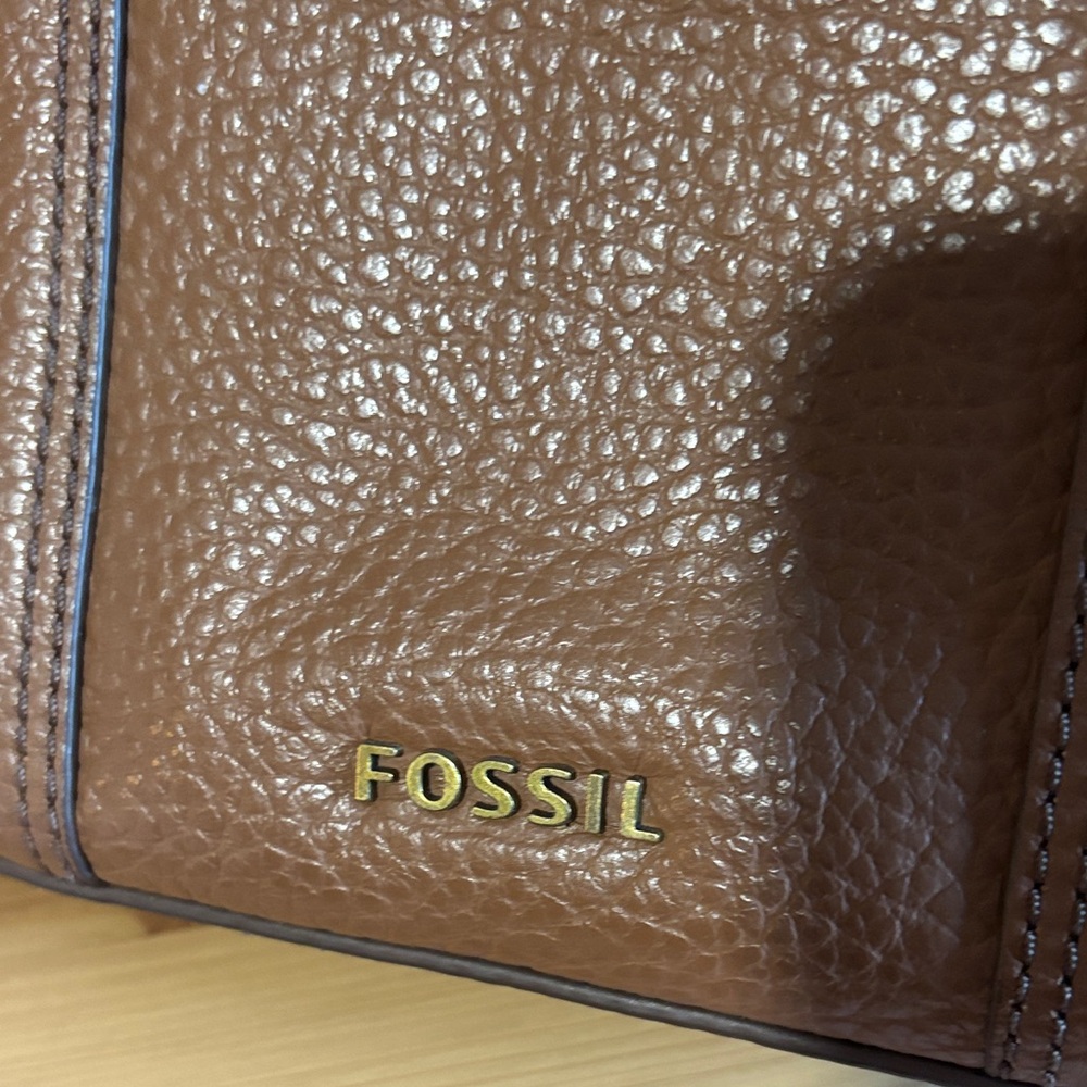 Fossil Brown Leather Crossbody Bag - Picture 8 of 9